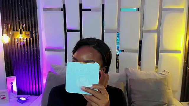 mia schwarz online show from 10.22.25