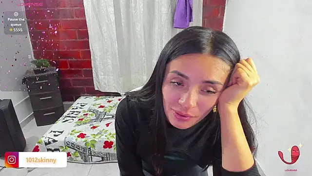 Megann 1410 online show from 10.10.25