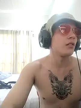 Xtrem3HARDxxx online show from 12.07.24