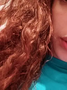 Snapshot of Sweet-diamondxxx chatting on 02.15.25 Sweet-diamondxxx online show from 02.15.25