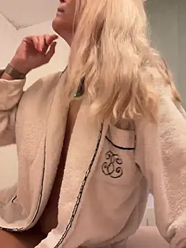 EmyLana online show from 01.13.26