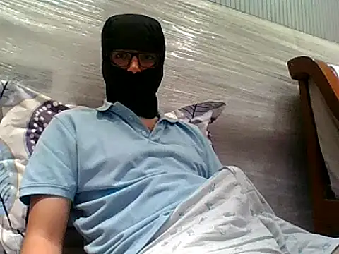 Snapshot of DelhiDick69 chatting on 06.21.26 DelhiDick69 online show from 06.21.26
