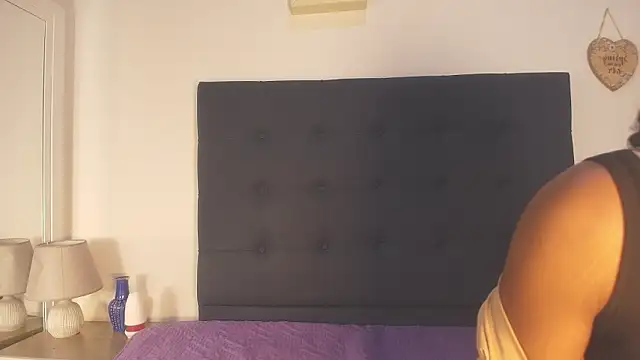 Evelonga 707 online show from 02.28.26