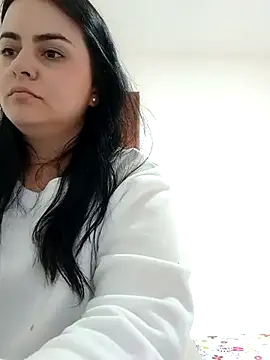 Im Amelia online show from 02.14.25