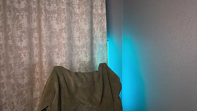 Snapshot of anahori__simon chatting on 02.03.25 anahori simon online show from 02.03.25