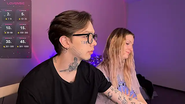 Snapshot of anahori__simon chatting on 02.08.25 anahori simon online show from 02.08.25