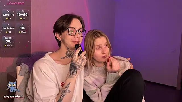 Snapshot of anahori__simon chatting on 02.23.25 anahori simon online show from 02.23.25