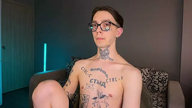 Snapshot of anahori__simon chatting on 03.13.25 anahori simon online show from 03.13.25