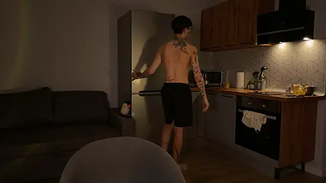 Snapshot of anahori__simon chatting on 10.22.25 anahori simon online show from 10.22.25