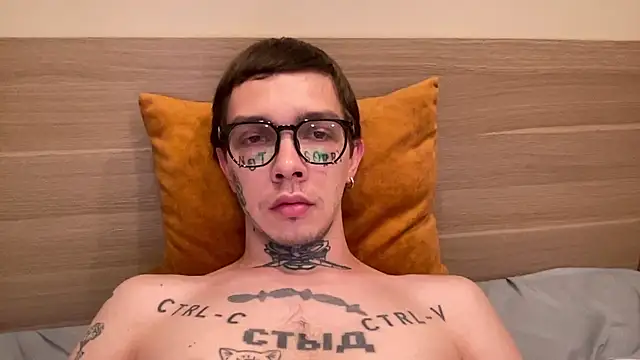 Snapshot of anahori__simon chatting on 02.22.26 anahori simon online show from 02.22.26