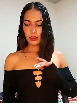 Snapshot of Lanna_hott_ chatting on 01.20.25 Lanna hott online show from 01.20.25