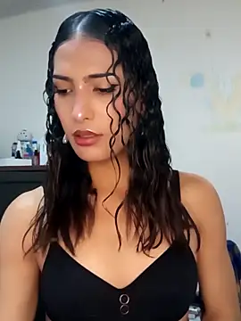 Snapshot of Lanna_hott_ chatting on 03.01.25 Lanna hott online show from 03.01.25