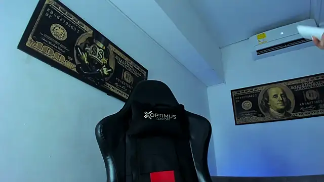 SaraRoy  online show from 03.04.25