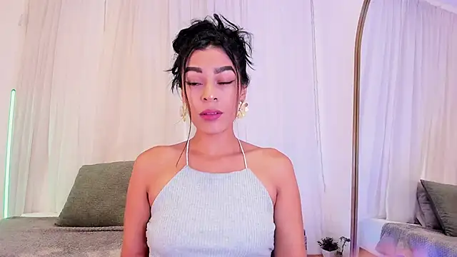 Snapshot of Yasiir_0229 chatting on 10.16.25 Yasiir 0229 online show from 10.16.25