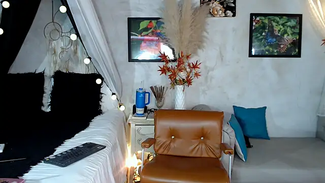 Kyara Queen online show from 03.16.25