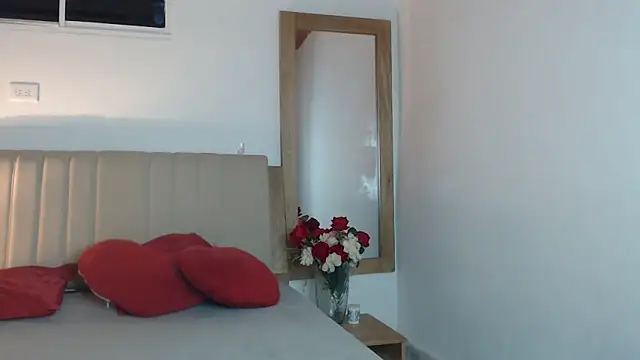 Snapshot of sabrina_brunette chatting on 02.26.26 sabrina brunette online show from 02.26.26