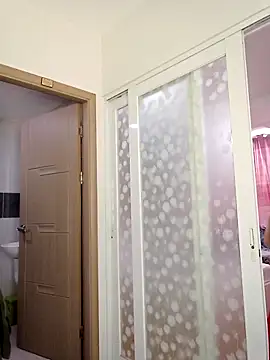 Snapshot of VyOanh2K chatting on 03.23.25 VyOanh2K online show from 03.23.25