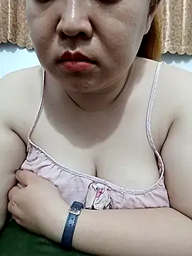 VyOanh2K online show from 04.17.26