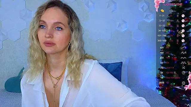 Lynna Sparks online show from 01.08.26