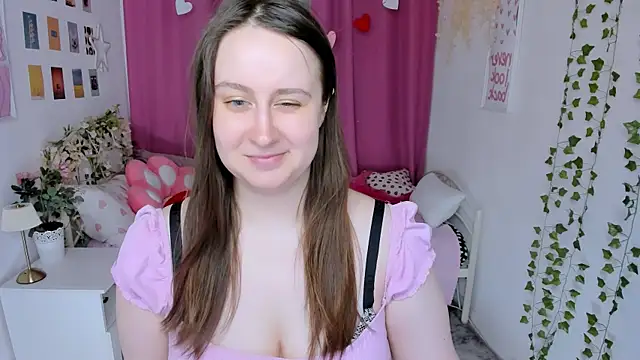 Snapshot of Lattea chatting on 06.07.26 Lattea online show from 06.07.26