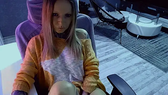 InesGold online show from 04.17.26