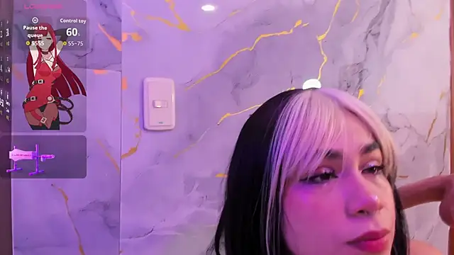 zyle boobs online show from 09.13.25