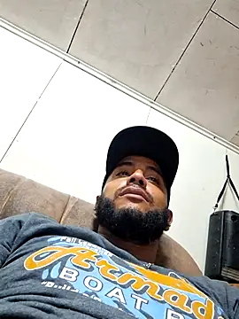 cucho1987 online show from 09.13.25