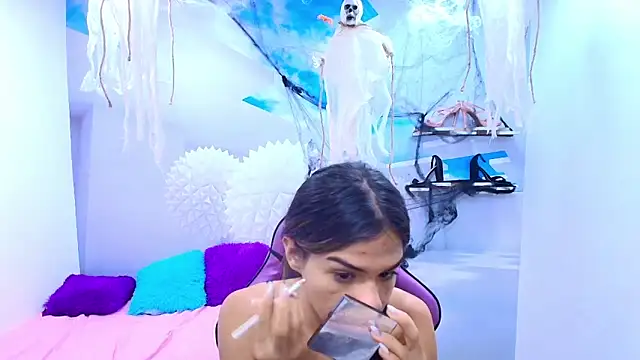 DEMI LEED online show from 10.14.25