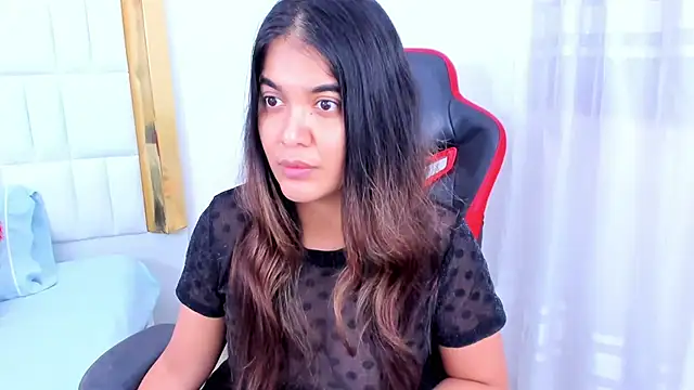 MadelineJackson online show from 12.15.24