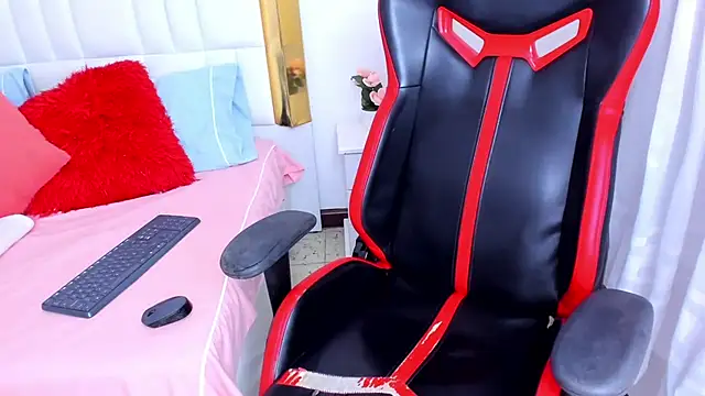 MadelineJackson online show from 03.23.25