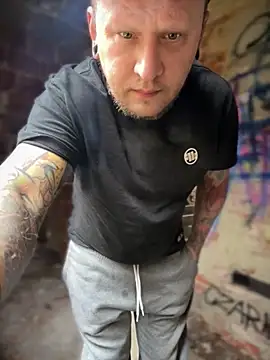 PierreNaked89 online show from 11.09.25