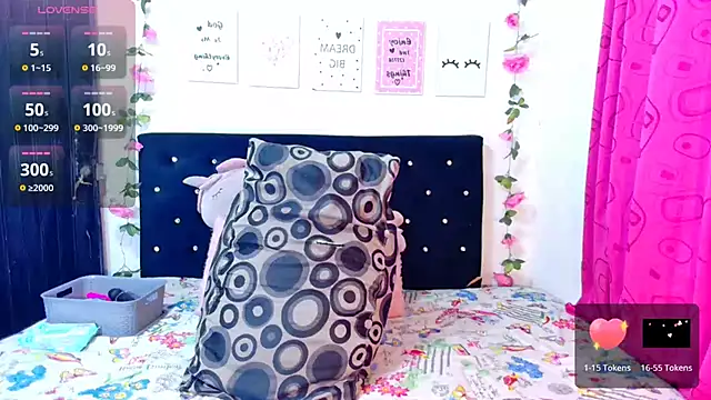 Snapshot of CiaraEbony chatting on 02.21.25 CiaraEbony online show from 02.21.25