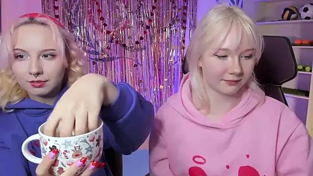 JasmineMilko online show from 02.14.25