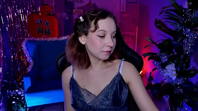 JasmineMilko online show from 12.20.25