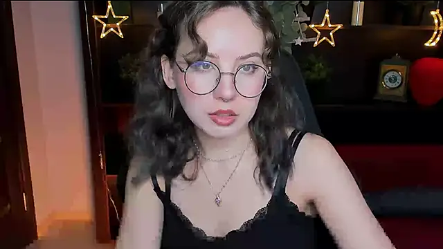 Snapshot of JasmineMilko chatting on 06.06.26 JasmineMilko online show from 06.06.26