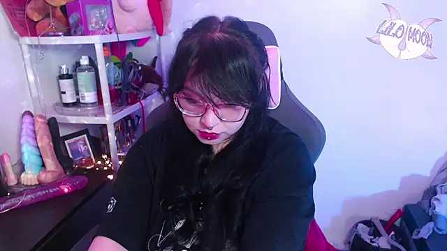 LiloMoon69 online show from 01.15.25