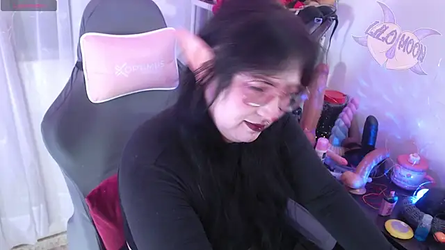 LiloMoon69 online show from 10.05.25