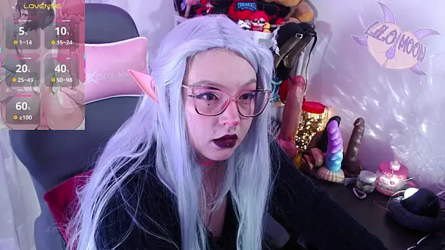 LiloMoon69 online show from 10.13.25