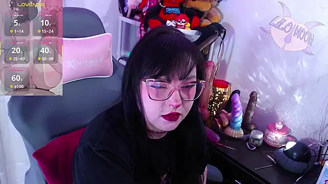 LiloMoon69 online show from 10.14.25