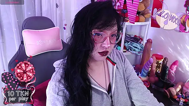 LiloMoon69 online show from 02.16.26