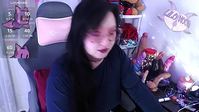 LiloMoon69 online show from 02.27.26