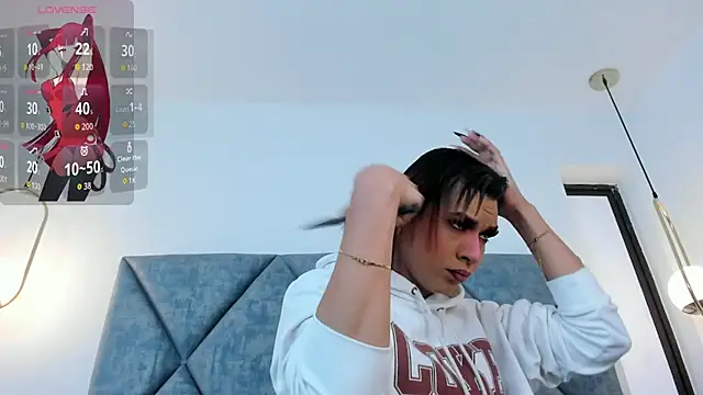 Snapshot of Maiskeen_Zamara chatting on 02.25.26 Maiskeen Zamara online show from 02.25.26