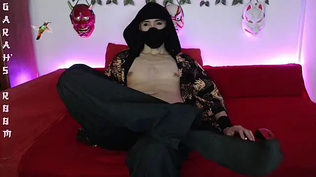 Snapshot of zagarah- chatting on 10.23.25 zagarah- online show from 10.23.25