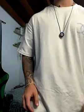 Valentino Xander online show from 11.26.25