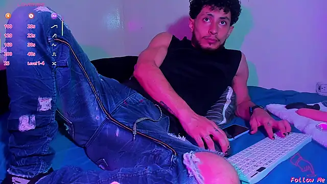 Piggy Eddy online show from 04.19.26