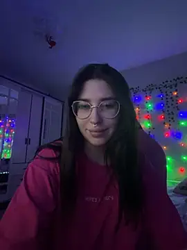 Snapshot of Alice___Rose chatting on 11.29.25 Alice Rose online show from 11.29.25