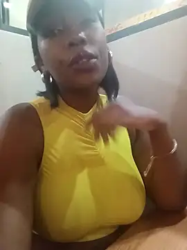 Snapshot of bigbootyboohle chatting on 02.10.25 bigbootyboohle online show from 02.10.25