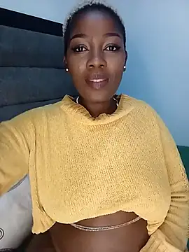 Snapshot of bigbootyboohle chatting on 03.01.25 bigbootyboohle online show from 03.01.25