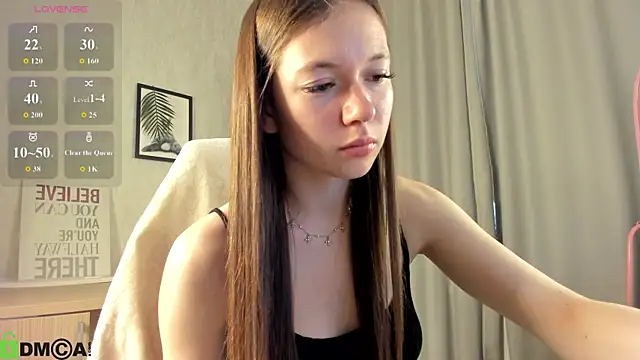 Snapshot of Nicole_Charm chatting on 07.11.26 Nicole Charm online show from 07.11.26
