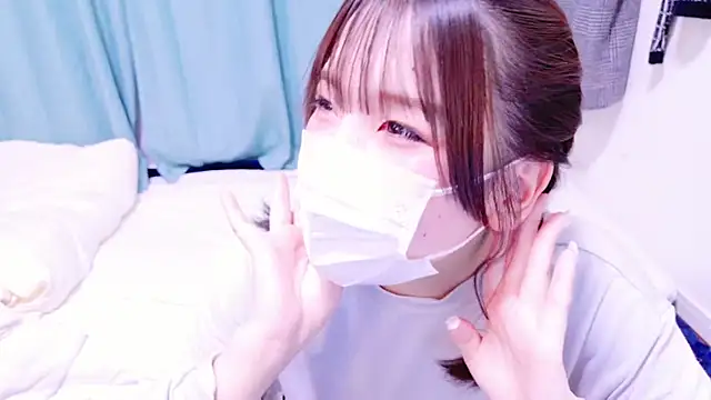 Snapshot of mari_tan_ch chatting on 12.12.24 mari tan ch online show from 12.12.24